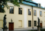 Widok na Pałac Mieroszewskich od boku